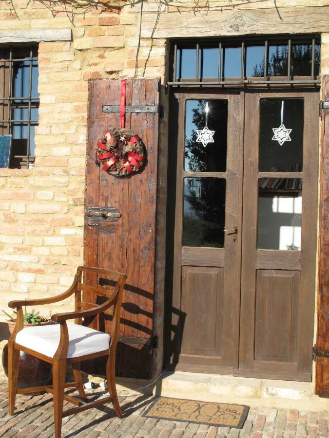L'Infinito Bed and Breakfast Mombaroccio Εξωτερικό φωτογραφία
