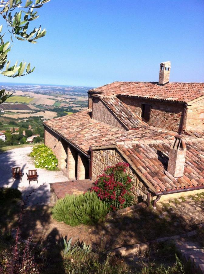 L'Infinito Bed and Breakfast Mombaroccio Εξωτερικό φωτογραφία