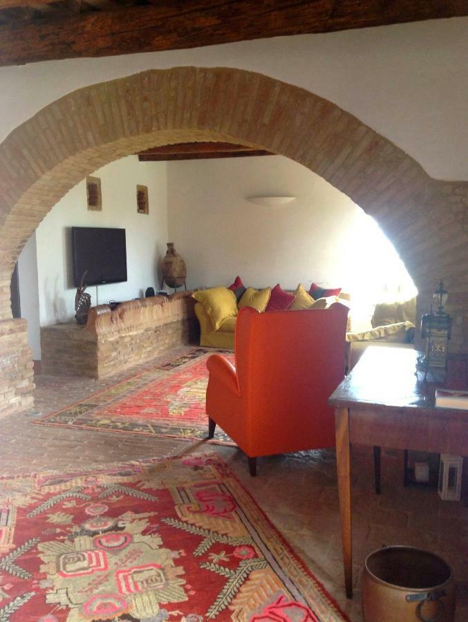 L'Infinito Bed and Breakfast Mombaroccio Εξωτερικό φωτογραφία