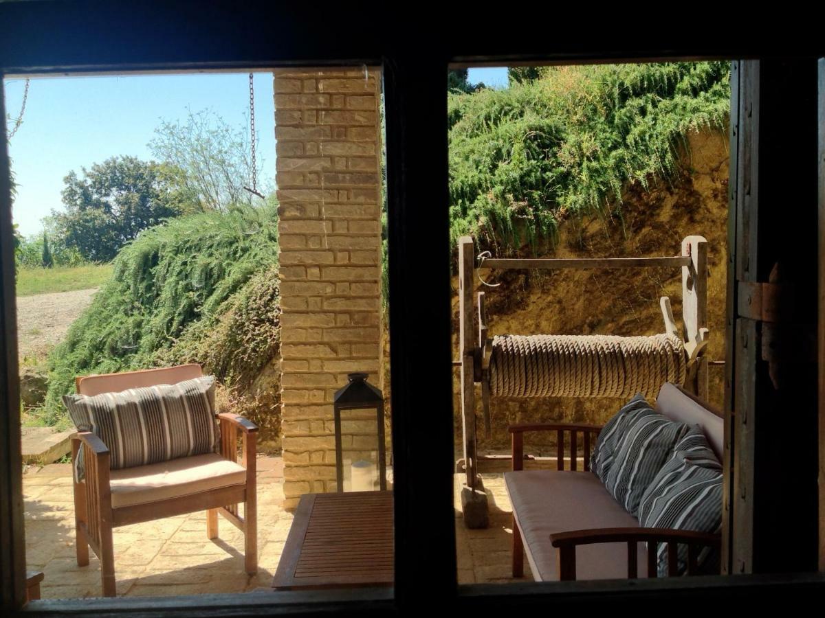 L'Infinito Bed and Breakfast Mombaroccio Εξωτερικό φωτογραφία