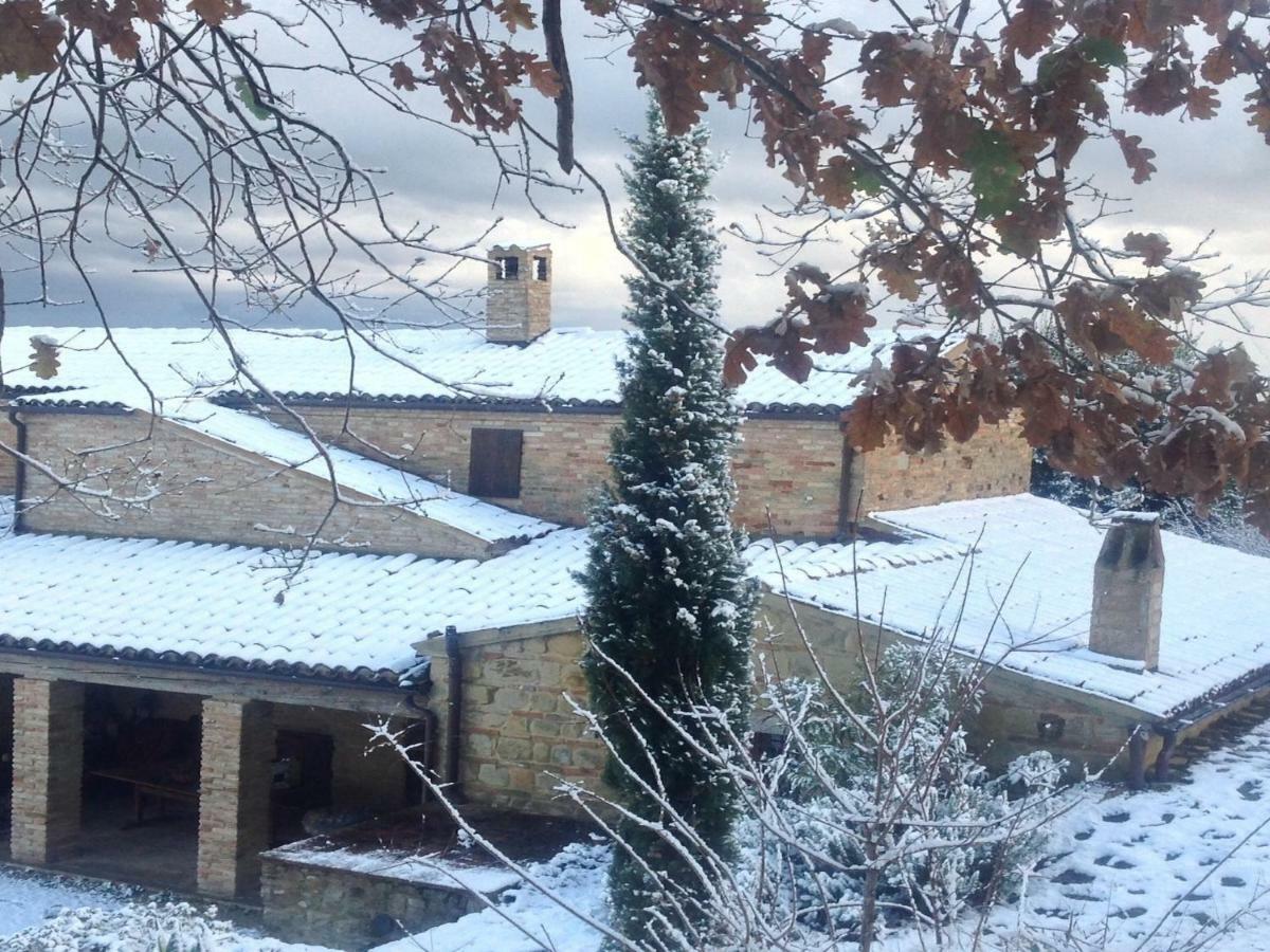 L'Infinito Bed and Breakfast Mombaroccio Εξωτερικό φωτογραφία